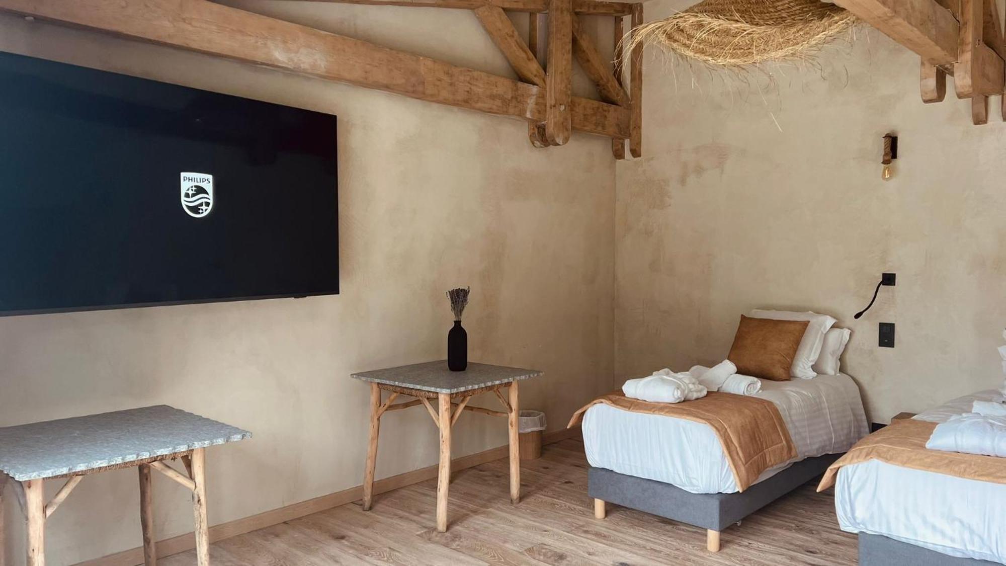 Le Domaine De La Mer - Beach Hotel Nature&Authenticite 耶尔 外观 照片