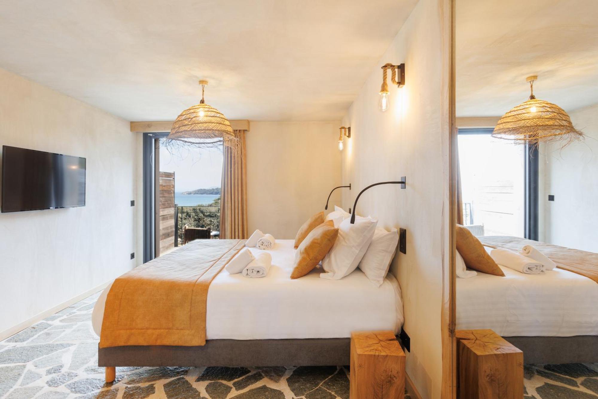 Le Domaine De La Mer - Beach Hotel Nature&Authenticite 耶尔 外观 照片